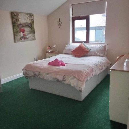 Edwards Cosy B&B 골웨이 외부 사진
