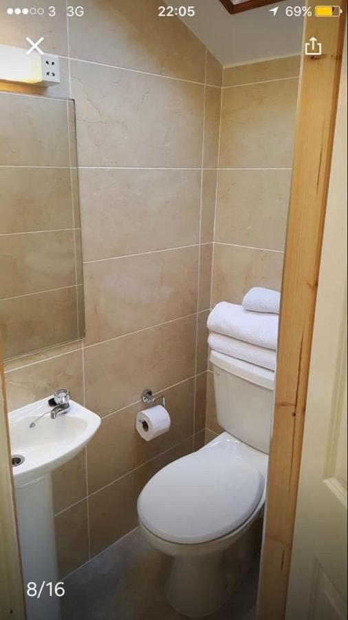 Edwards Cosy B&B 골웨이 외부 사진