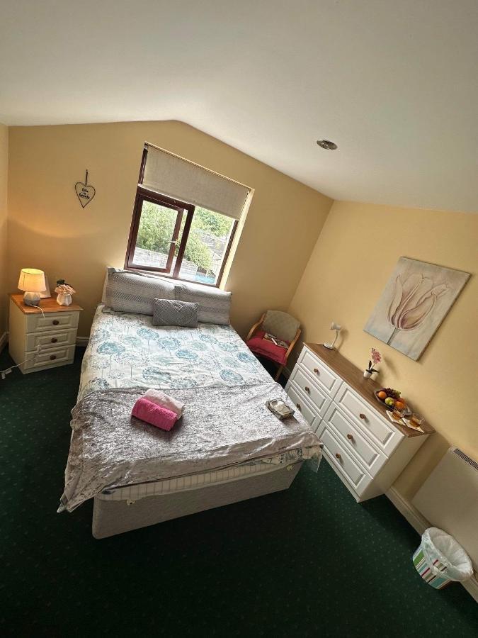 Edwards Cosy B&B 골웨이 외부 사진