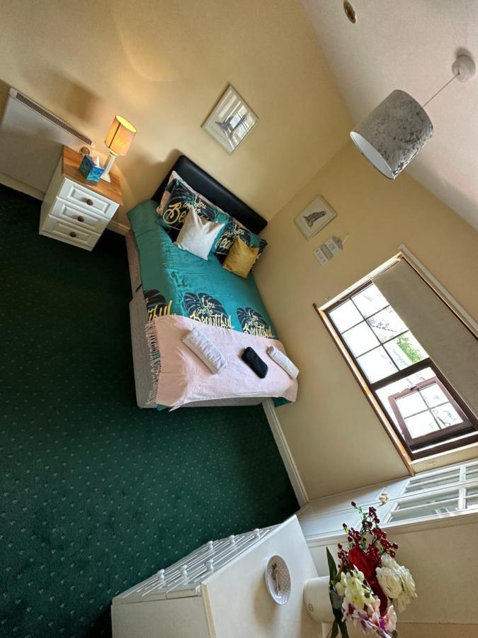 Edwards Cosy B&B 골웨이 외부 사진