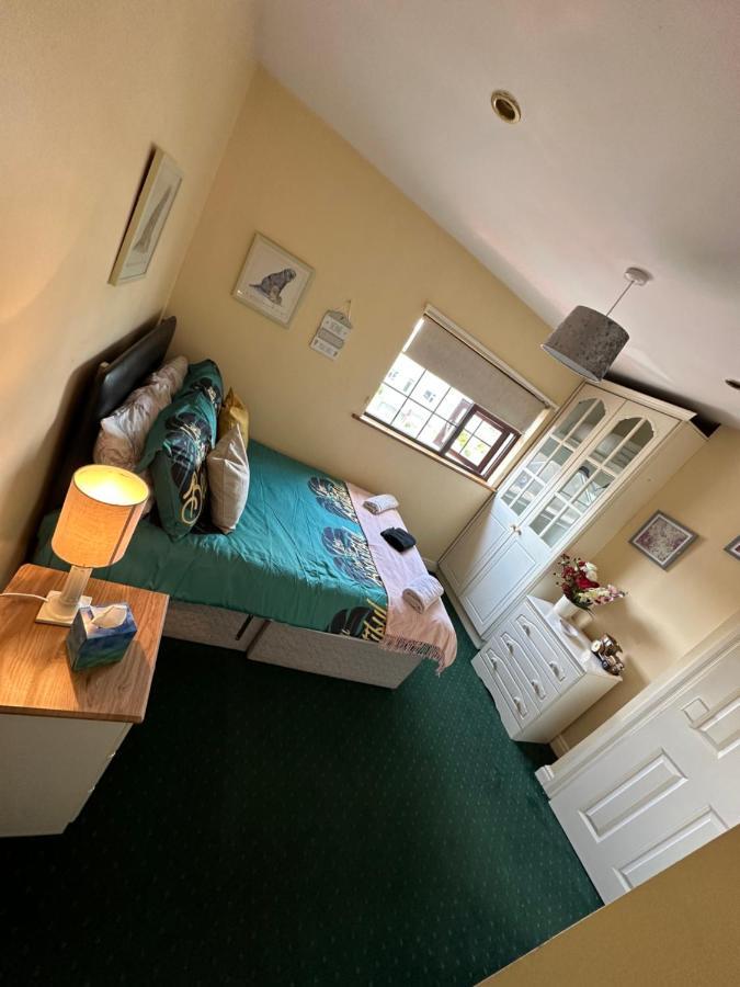 Edwards Cosy B&B 골웨이 외부 사진