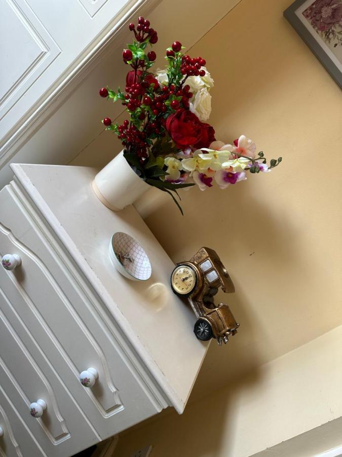 Edwards Cosy B&B 골웨이 외부 사진
