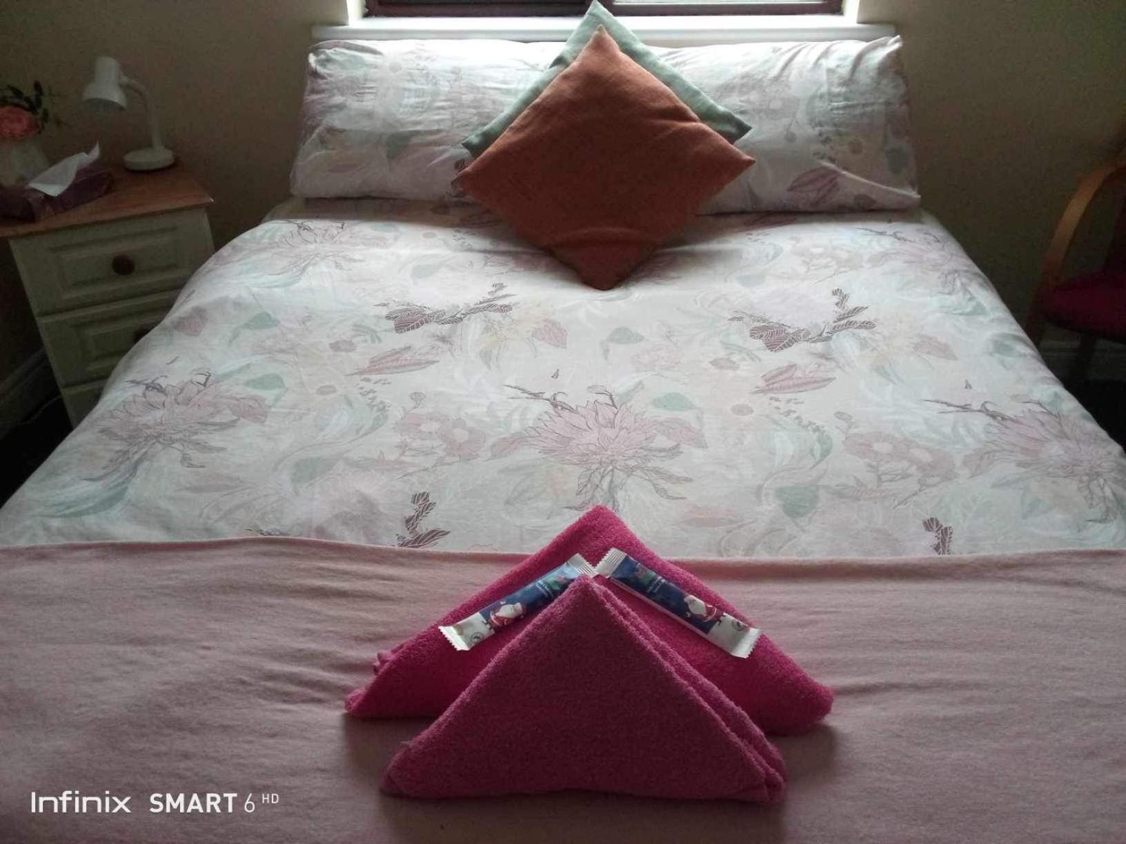 Edwards Cosy B&B 골웨이 외부 사진
